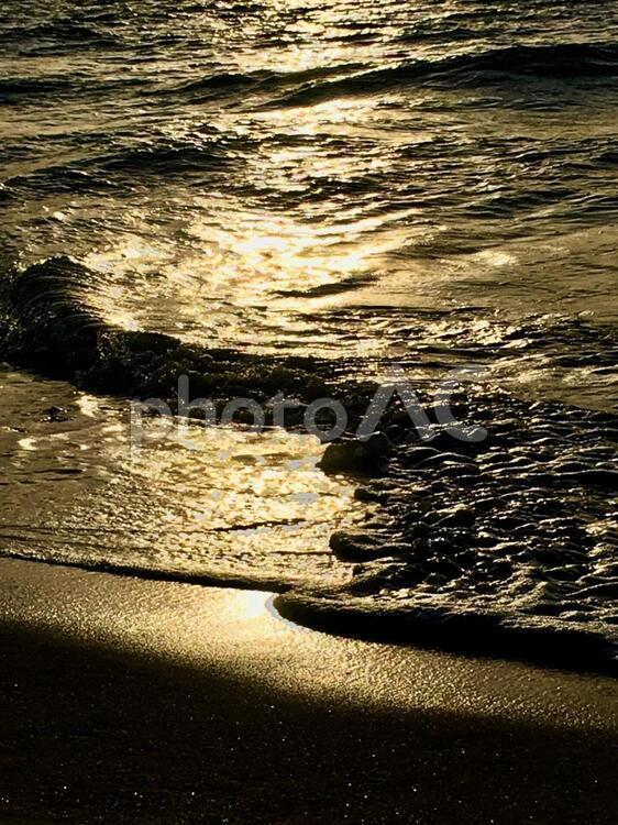 夕日とさざ波2 日暮れ,夏,海景の写真素材