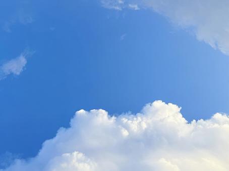 青い空と白い雲 青い空と白い雲の写真