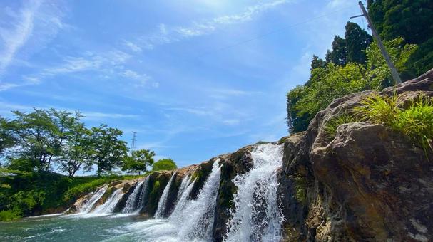 十二ヶ滝(石川・小松) 十二ヶ滝(石川・小松) 滝,夏,水しぶきの写真素材