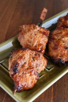 鶏の串焼き 鶏の串焼き,焼鳥,チキンの写真素材