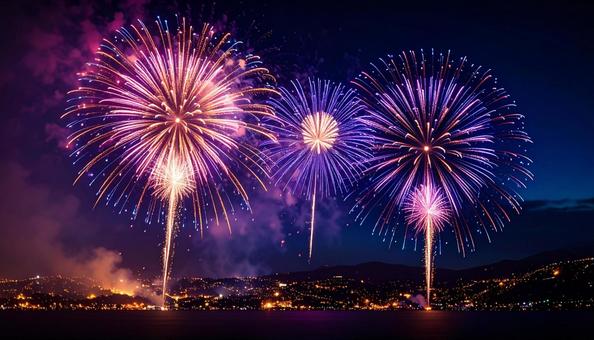 夜空にあがる打ち上げ花火 風物詩 夜空にあがる打ち上げ花火 風物詩の写真