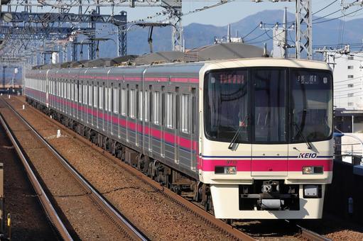 京王電鉄、8000系、8812編成の写真