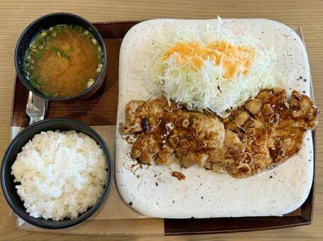 トンテキ定食 ポークソテー,トンテキ,豚ロースの写真素材
