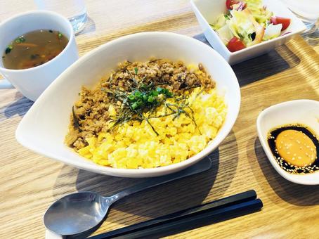 丼 丼の写真