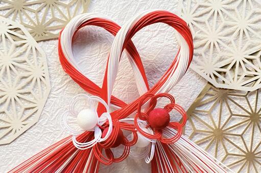 ハートのしめ縄飾り お正月,しめ縄,しめ飾りの写真素材