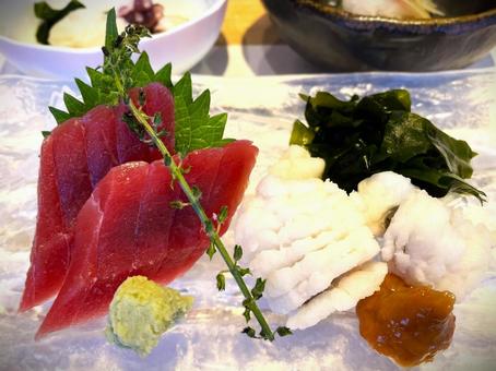 マグロと鱧の湯引き1 マグロと鱧の湯引き1 まぐろ,刺身,鱧の写真素材