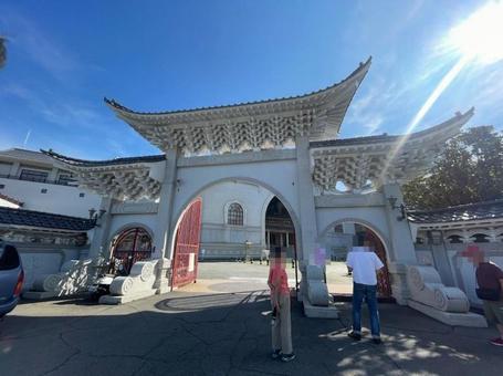 宝覚寺　台中　台湾　門　青空 宝覚寺,台中,台湾の写真素材