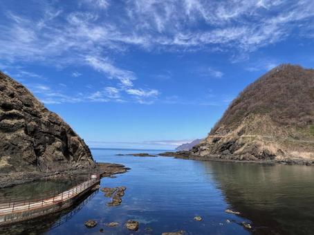 泊村の弁天島 泊村の弁天島の写真