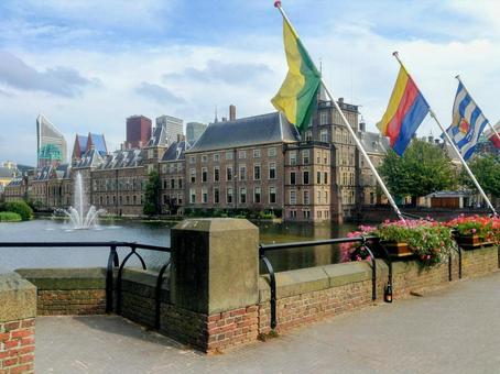 オランダ・ハーグ・ビネンホフの池 オランダ・ハーグ・ビネンホフの池の写真