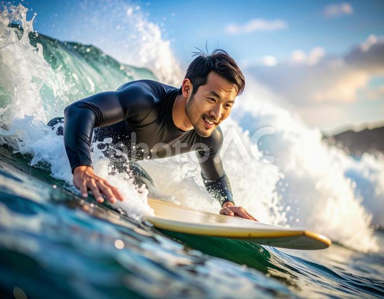 サーフィンをする男性 サーフィン,男性,海の写真素材