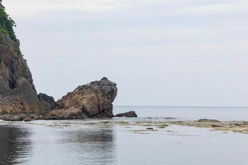 昼間のかえる島 昼間のかえる島 かえる島,蛙,島の写真素材