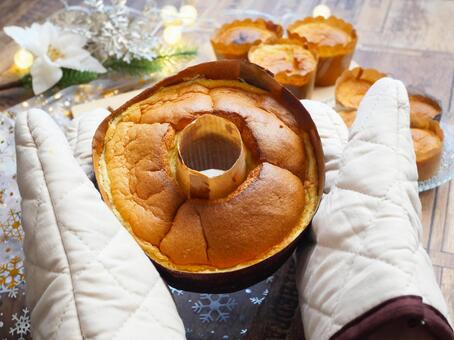 シフォンケーキ.2 シフォンケーキ,おやつ,珈琲の写真素材