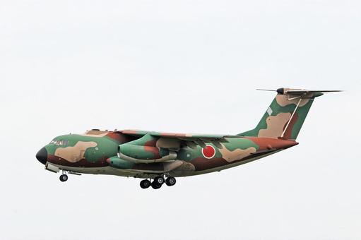 飛行機 航空自衛隊 C-1輸送機 飛行機 航空自衛隊 C-1輸送機 旅客機,輸送機,空の写真素材