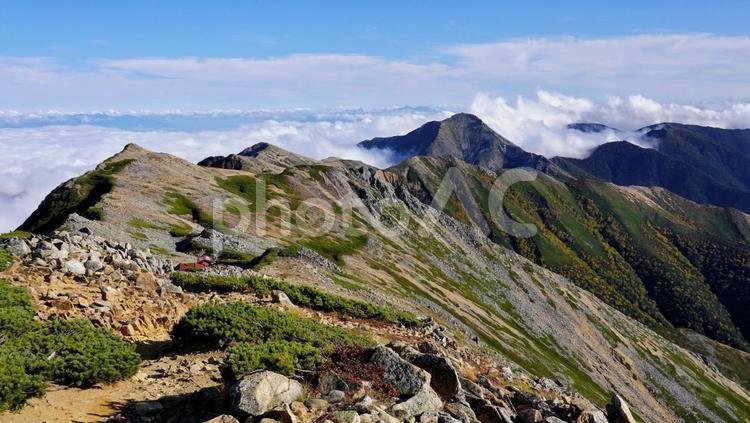 大天井岳から見る表銀座稜線 山,北アルプス,登山の写真素材