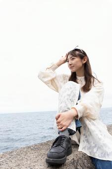 涼しい風を感じて 人,女の子,人物の写真素材