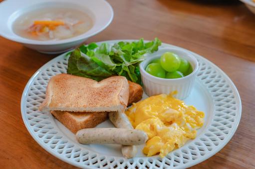 洋風モーニングの朝食 洋風モーニングの朝食 朝食,洋食,トーストの写真素材