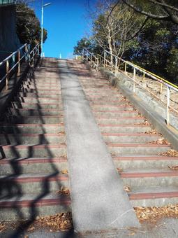 階段の向こう側の青空 階段の向こう側の青空の写真