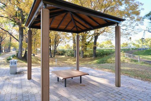 東屋のある公園 東屋,公園,ベンチの写真素材