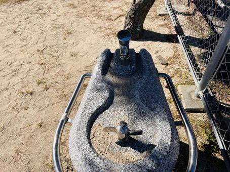 公園の水飲み場 公園,水飲み場,水道の写真素材