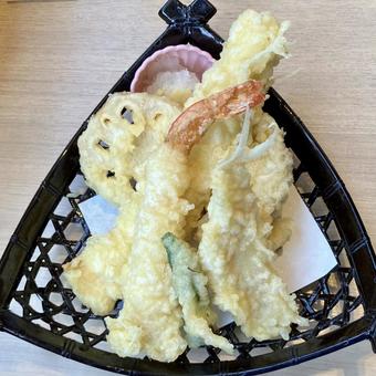 食★天ぷら盛り合わせ 食★天ぷら盛り合わせ 天ぷら,食品,天麩羅の写真素材