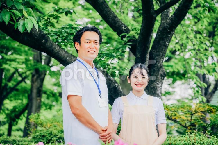医療・介護・福祉系の男女スタッフ 介護士,ホームヘルパー,看護師の写真素材