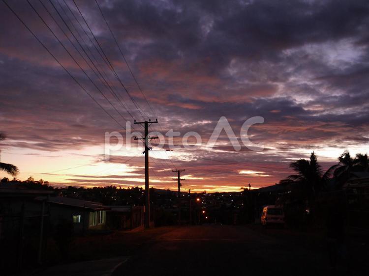 フィジー共和国ラウトカ・シティ丘の上からの夕焼け フィジー,ラウトカ,夕焼けの写真素材