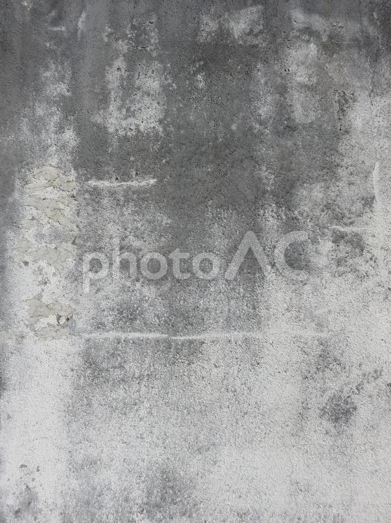 白く汚れたコンクリートの壁 コンクリート,汚れ,汚いの写真素材