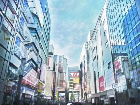 秋葉原駅前 電気街口 秋葉原駅前 電気街口の写真