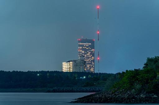 フェニックスシーガイアオーシャンタワー フェニックスシーガイアオーシャンタワー 夜景,夜,高層ビルの写真素材