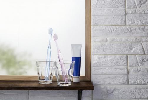 歯磨き　イメージ ハブラシ,歯ブラシ,2個の写真素材