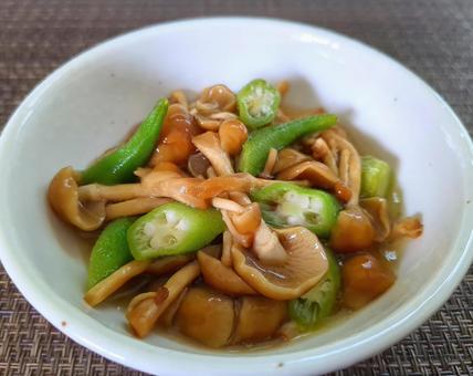 なめことオクラのサッパリ和え なめこ,オクラ,三杯酢の写真素材