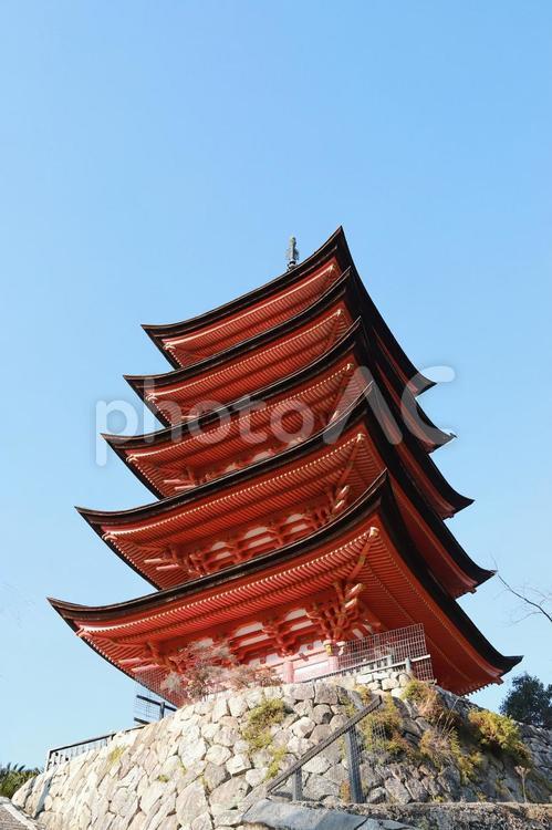 宮島五重塔 広島県,廿日市市,宮島の写真素材