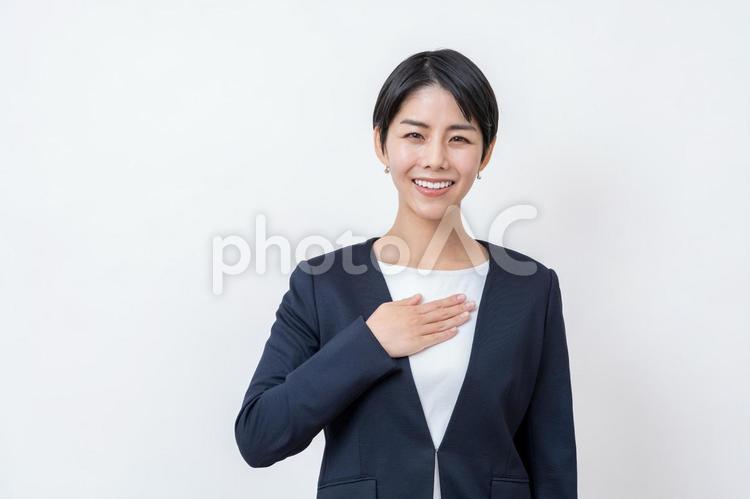 信頼のビジネスパーソンの女性。 信頼,安心,女性の写真素材