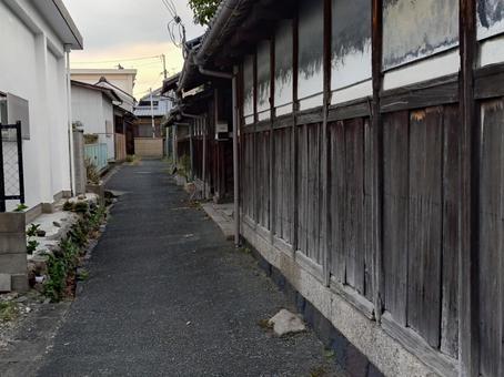 裏路地 路地,隘路,昭和の写真素材