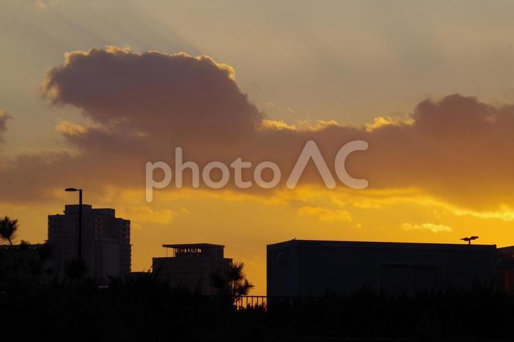 赤く染まる毛馬閘門の夕焼け 夕焼け,夕方,夕陽の写真素材