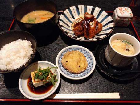 豚汁定食 和食,ランチ,豚汁の写真素材