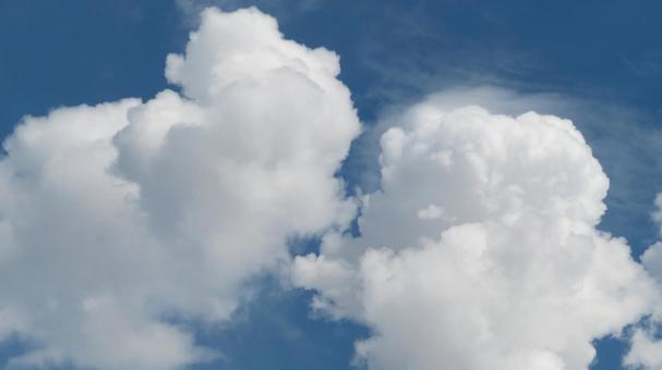雲<愛のはじまり> 雲<愛のはじまり>の写真