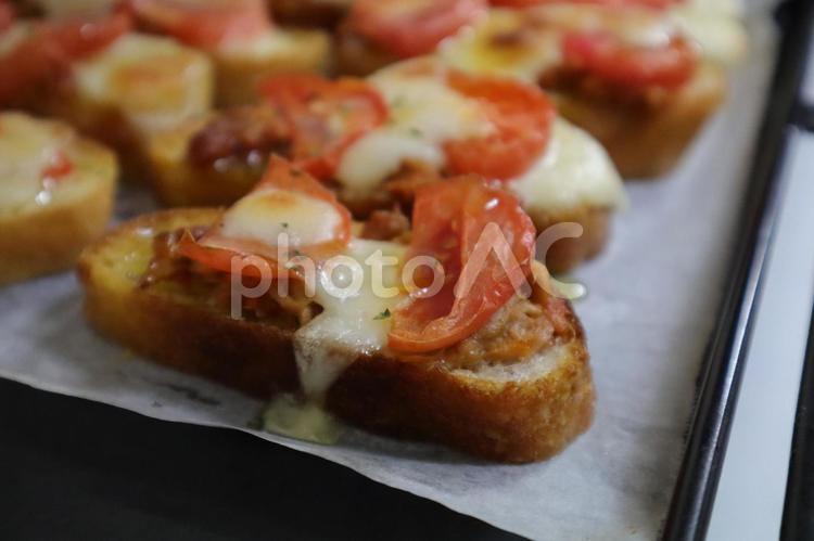 自家製タルティーヌ タルティーヌ,自家製,パンの写真素材