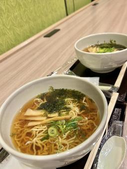 夜鳴きそば 夜鳴きそば 夜鳴きそば,ラーメン,中華そばの写真素材