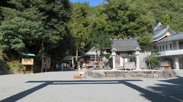 多度大社　新宮社　神楽殿 多度大社,神社,神社仏閣の写真素材