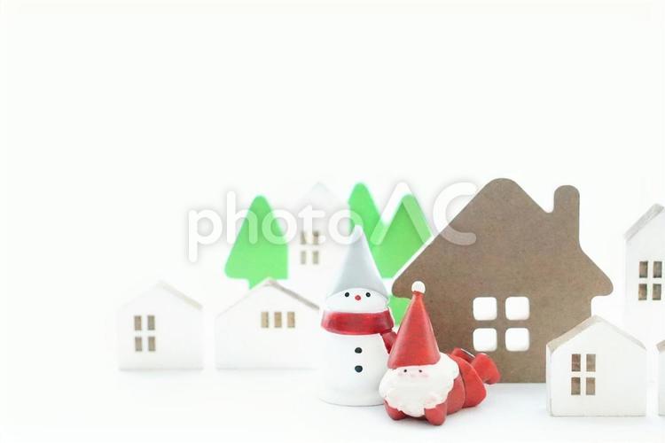 サンタと雪だるまのクリスマスフレーム背景 クリスマス,サンタ,雪だるまの写真素材
