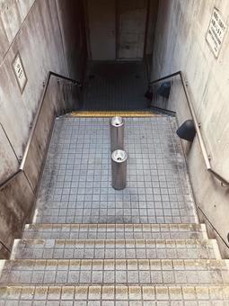 秘密基地 秘密基地,コンクリート,階段の写真素材