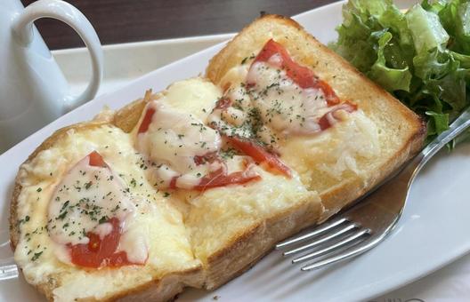 ピザトースト ピザトーストの写真