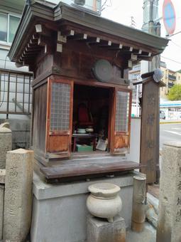 祠 祠 祠,お地蔵さん,地蔵の写真素材