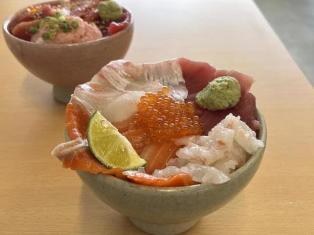 海鮮丼 海鮮丼 海鮮丼,刺身,甘エビの写真素材