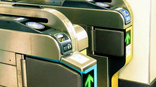 自動改札機 切符,駅,電車の写真素材