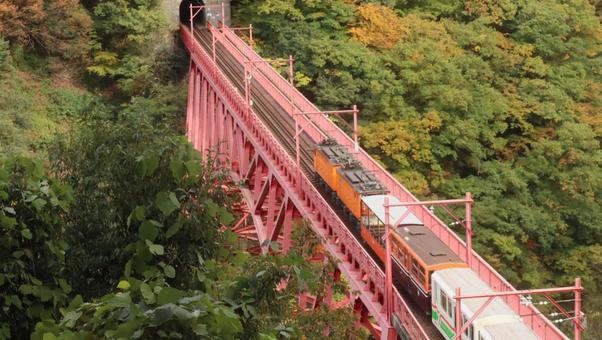 黒部峡谷に秋を訪ねての写真