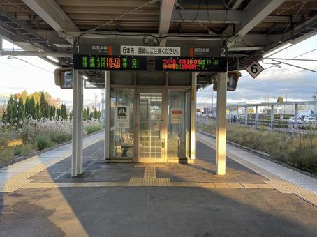 JR奥羽本線 新青森駅 jr奥羽本線,新青森駅,ホームの写真素材
