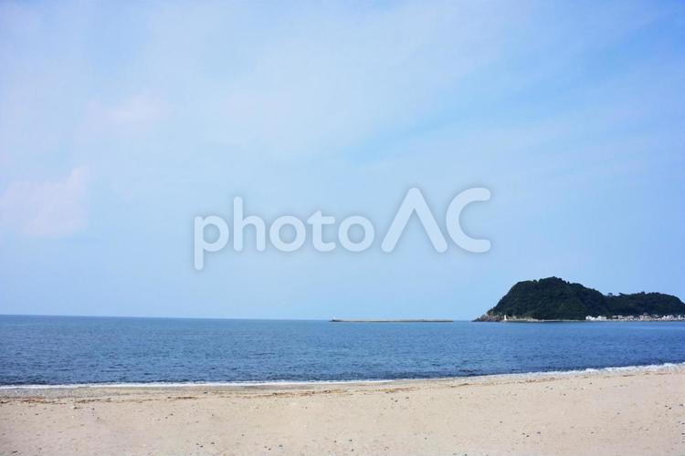 曇り空と海辺のビーチ 空,海,ビーチの写真素材