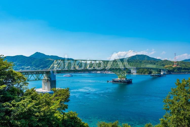 大島大橋からの風景 晴,風景,橋の写真素材